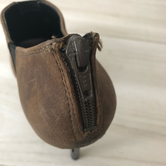 JS Platform Heels - Picture 4 of 7